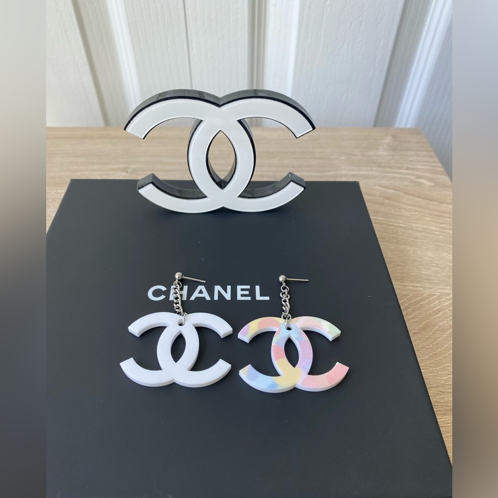 Chanel Charm - Picture 6 of 6